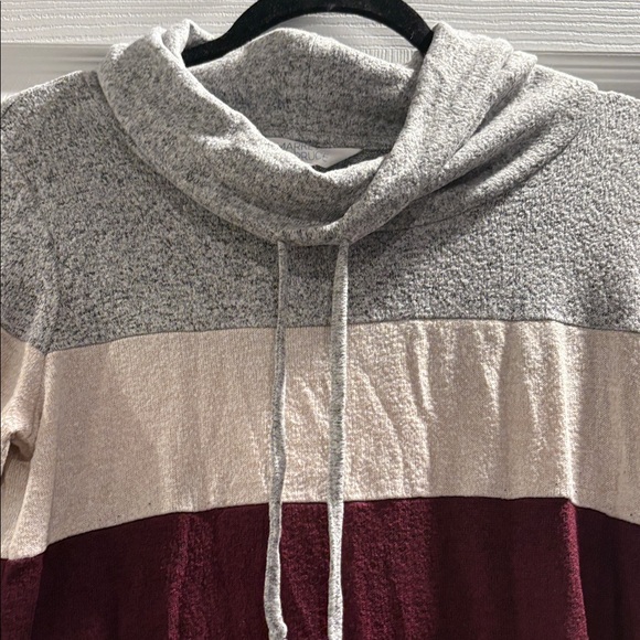 Market & Spruce Top - Picture 2 of 3